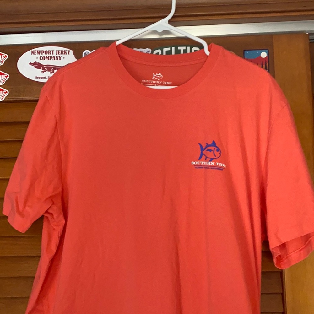 Southern Tide t-shirt